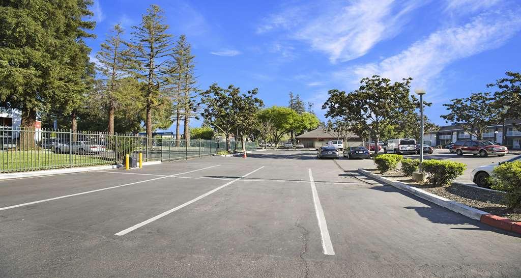 Surestay Plus Hotel By Best Western Sacramento North Екстер'єр фото