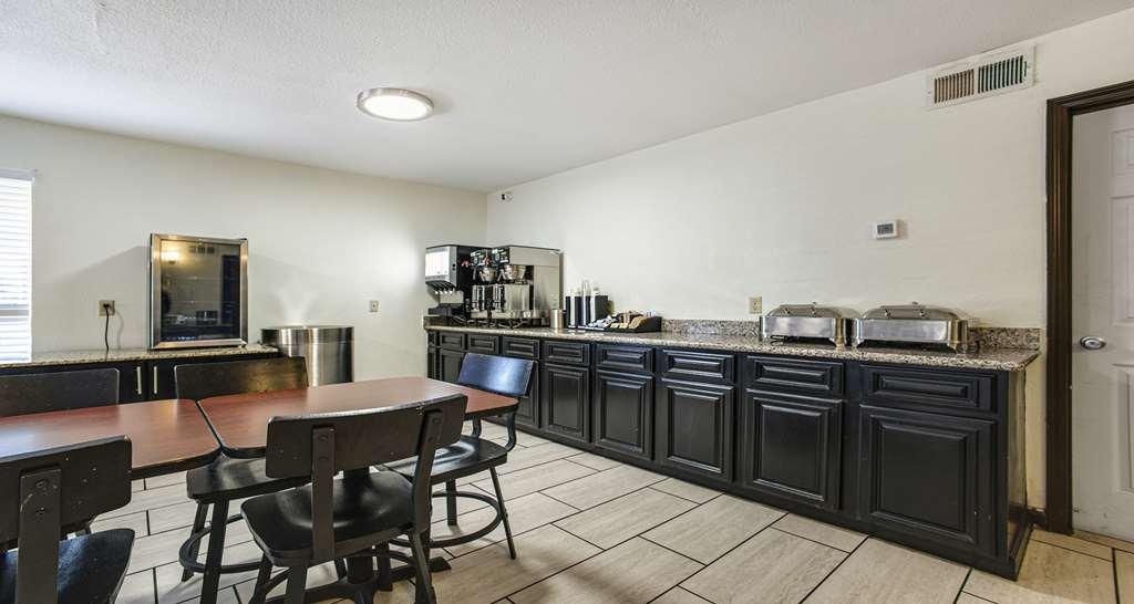 Surestay Plus Hotel By Best Western Sacramento North Ресторан фото