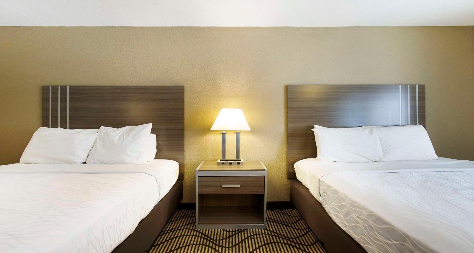 Surestay Plus Hotel By Best Western Sacramento North Екстер'єр фото