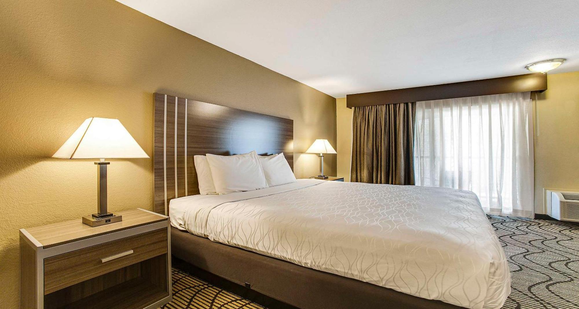 Surestay Plus Hotel By Best Western Sacramento North Екстер'єр фото